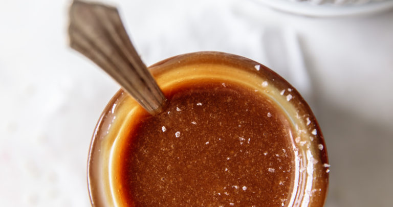 5 Minute Tahini Date Caramel - Delight Fuel