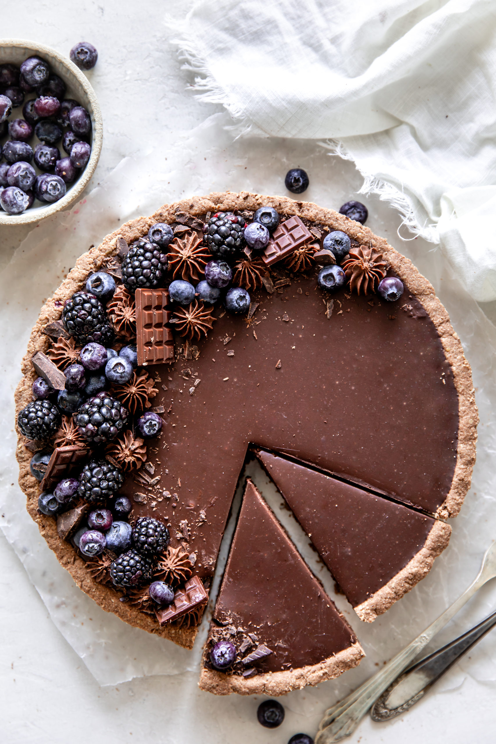 Vegan Chocolate & Blackberry Tart - Delight Fuel