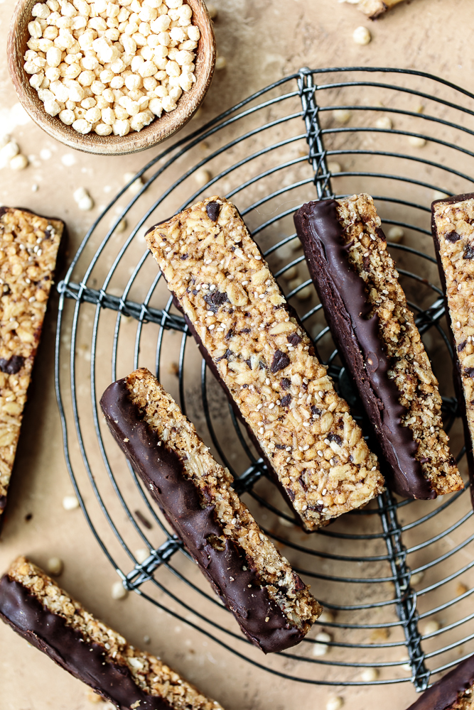 Banana Chocolate Chip Granola Bar