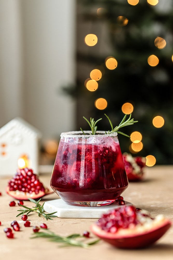 Pomegranate Rosemary Gin & Tonic